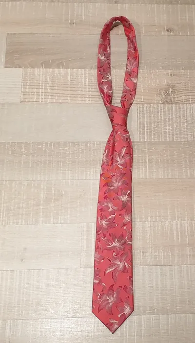 Bexley Herren Krawatte Rot Seide Blumenmuster Elegant Business