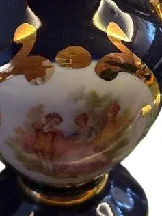 Limoges Porzellan Milchkännchen Kobaltblau Vergoldung Rokoko Szene