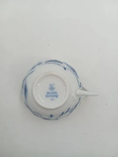 Bavaria Tasse Zwiebelmuster Porzellan Weiß Blau Klassisch 9 cm