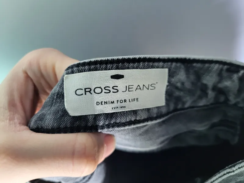 CROSS Jeans Damen Destroyed Jeans Slim Fit Grau W31 L32 Baumwolle 10