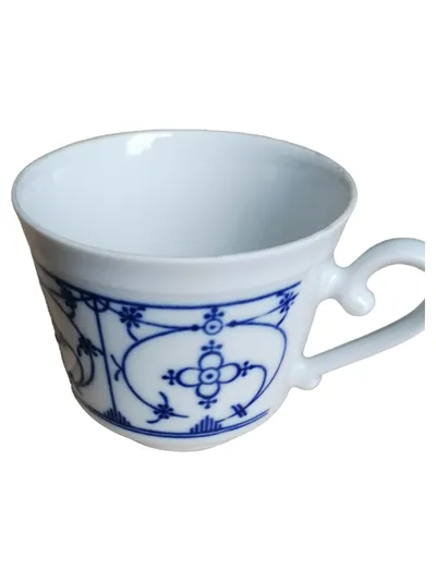 Schirnding Tasse Indisch Blau Porzellan Weiß Blau Klassisch 200ml