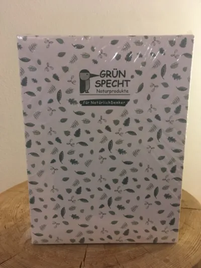 GRÜNSPECHT Geschenkbox Papier Blumenmuster Weiß Naturbezogen Alltag