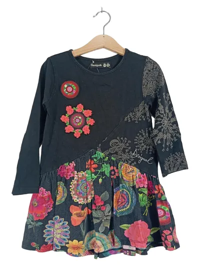 Desigual Mädchen Freizeitkleid Blumenmuster Applikationen Mehrfarbig Gr. 104