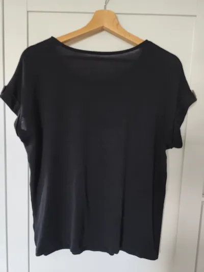 LASCANA Damen T-Shirt Grau Gr. 40-42 Casual Shirt mit Knopfdetails