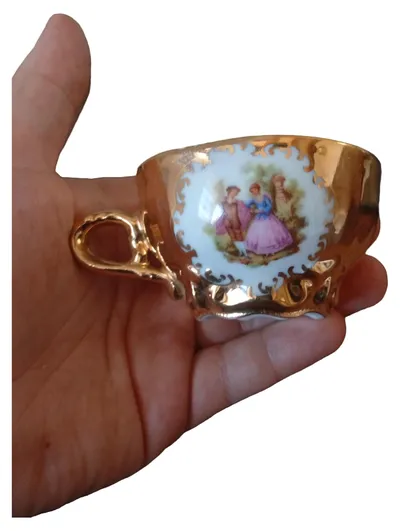 Bavaria Tasse Unterteller Porzellan Romantisch Florales Muster Mehrfarbig 4cm