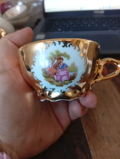 Bavaria Porzellan Kaffeetasse Romantisch Pärchen Motiv Elegant 4x8cm