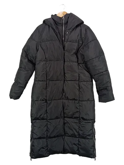 ever.me Damen Wintermantel Gr. 36/S Schwarz Casual Gesteppt Kapuze