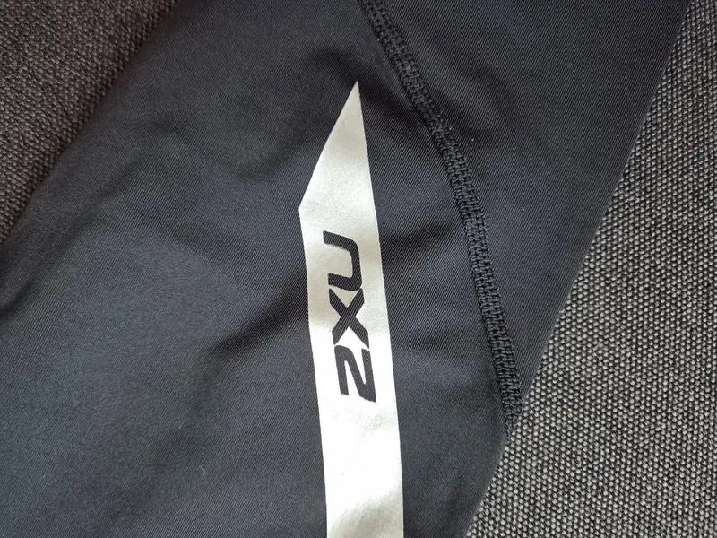 2XU Damen Sport Leggings Schwarz Gr. S W28 L22 3