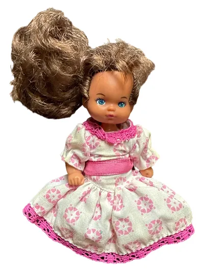 Mattel Babypuppe Mädchen Rosa Kleid Braune Haare Blaue Augen 13cm