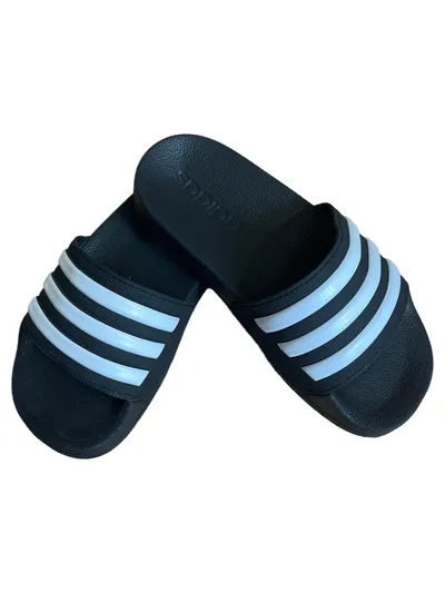 Adidas Adilette Kinder Badeschuhe Gr. 30 Schwarz Streifen Sportlich Freizeit