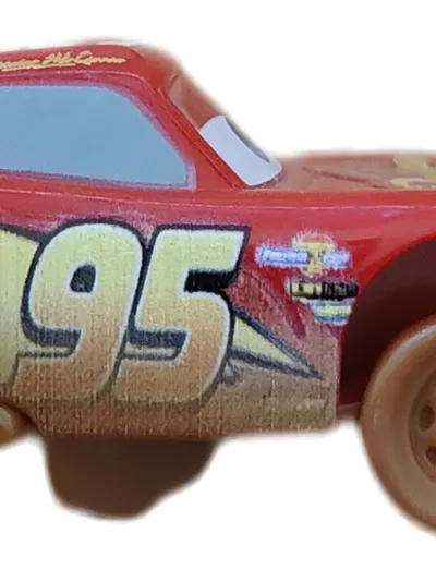 Mattel Disney Cars Lightning McQueen Spielzeugauto Mehrfarbig 8cm