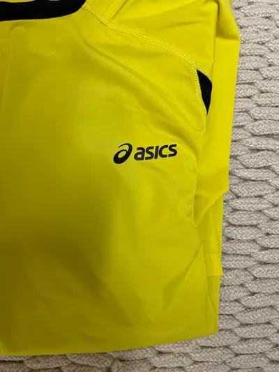 Asics Sport Shirt Herren Gr. M Gelb Laufshirt Funktionsshirt