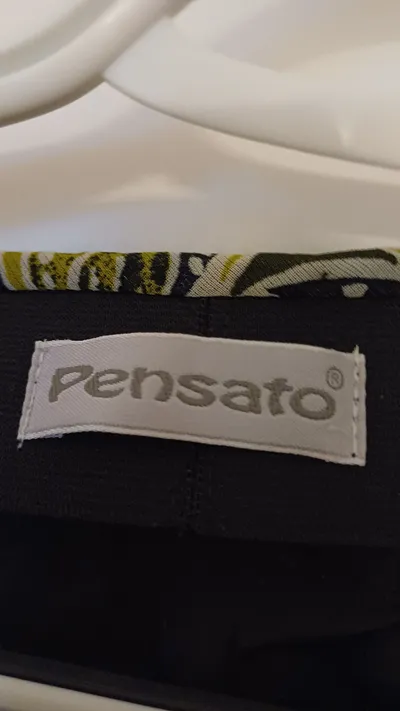 Pensato Damen Faltenrock Blumenmuster Grün Floral Midirock Gr. 38