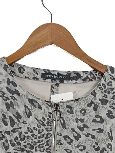 Betty Barclay Damen Leichte Jacke Gr. 44 Grau Leopard Modern