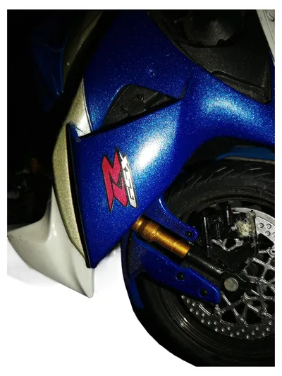 Suzuki GSX Modellfahrzeug Mehrfarbig 18cm Sammler Motorrad