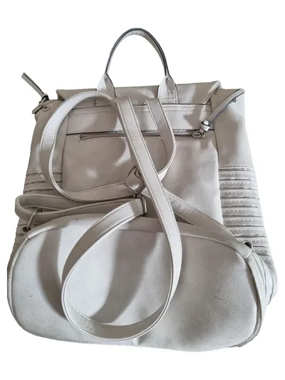 Tamaris Damen Rucksack Grau Modern mit Streifenmuster Alltag