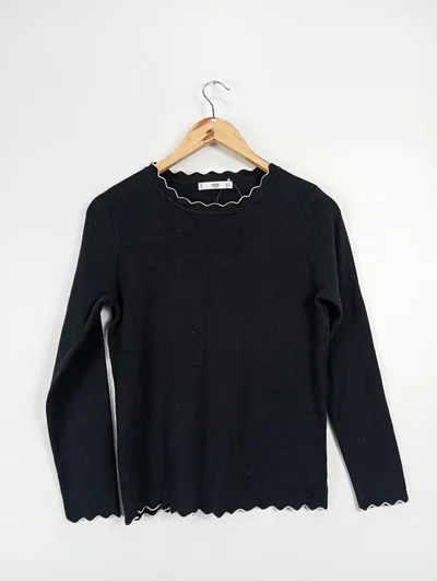 MNG Damen Pullover mit Wellensaum Schwarz Rippstrick Gr. 38/M