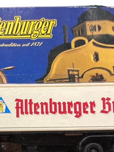 AdGroup Altenburger Bier LKW mit Auflieger Modellfahrzeug Mehrfarbig 17cm