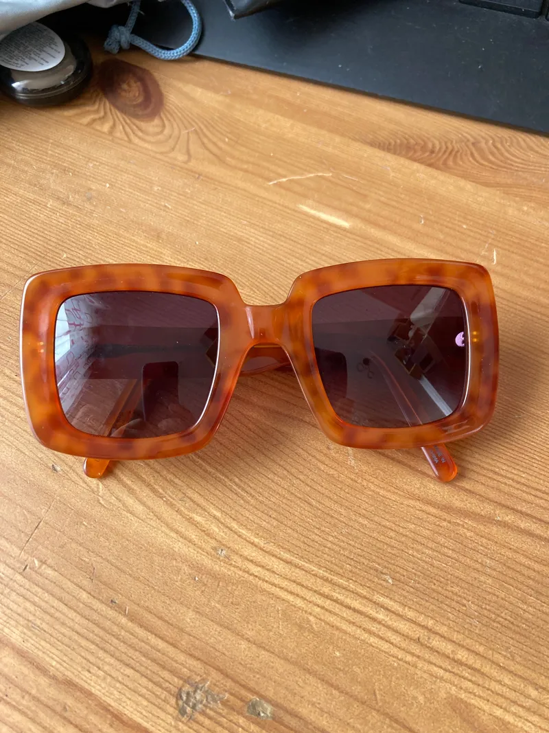 Uterqüe Damen Sonnenbrille Retro Rechteckig Tierdruck Kunststoff 15cm 3