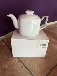ALTHAUS Teekanne Weiß 1500ml Klassisch Porzellan Tee Kanne Neu 3