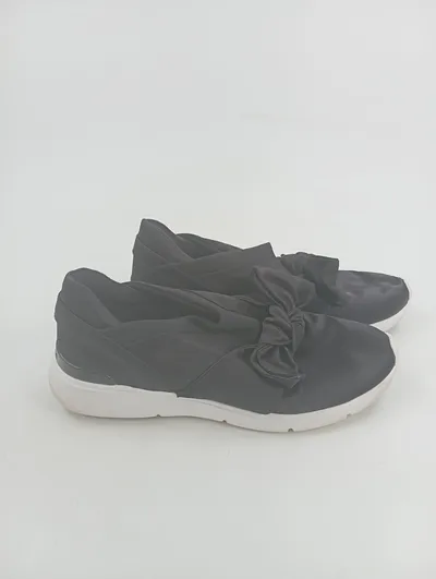Michael Kors Damen Sneaker low Schwarz Schleife Gr. 38 Feminin