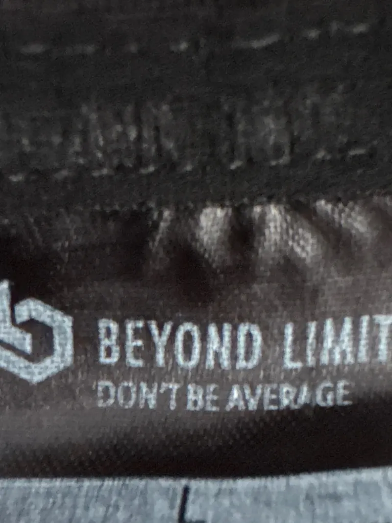 Beyond Limits Herren Sport Shirt Gr. L Schwarz Sportlich 4
