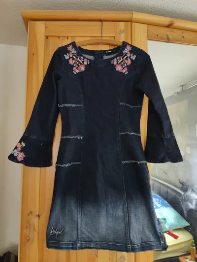 Desigual Jeanskleid Damen Blau Blumenmuster Stickerei Gr. 36 S