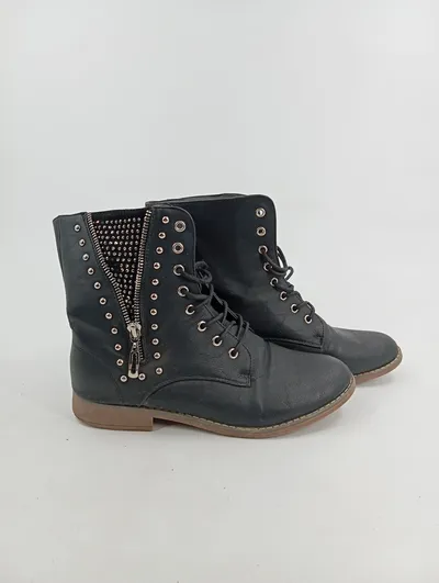Queentina Damen Stiefelette 39 Schwarz Nieten Reißverschluss Schnürung Urban