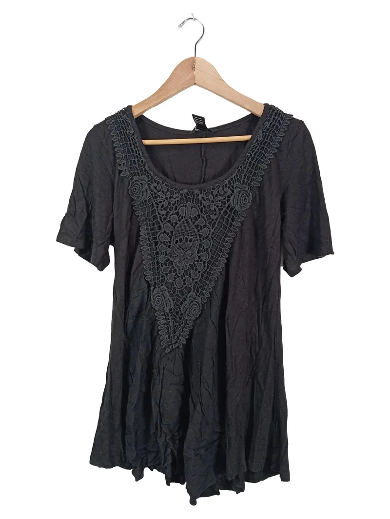 Ellos Damen Top Shirt mit Spitze Gr. 42/44 Schwarz Feminin 1