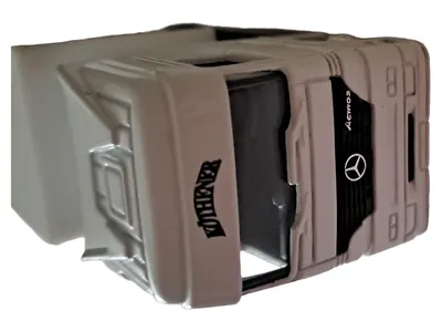 Mercedes-Benz Actros LKW Modell Köthener Hubertus Weiß Modellfahrzeug
