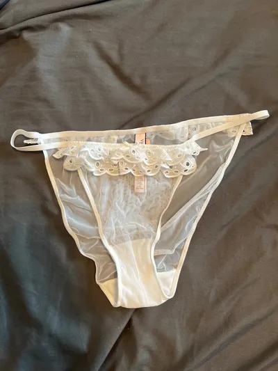 Victoria's Secret Damen Slip Weiß Gr. E Feminin