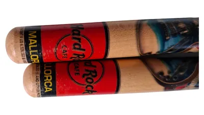 Hard Rock Cafe Drumsticks Mallorca Fanartikel Gitarren Mehrfarbig