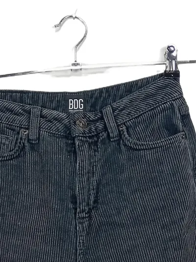 BDG Cordhose Damen Grau Strukturmuster W24 L32 Casual Baumwolle