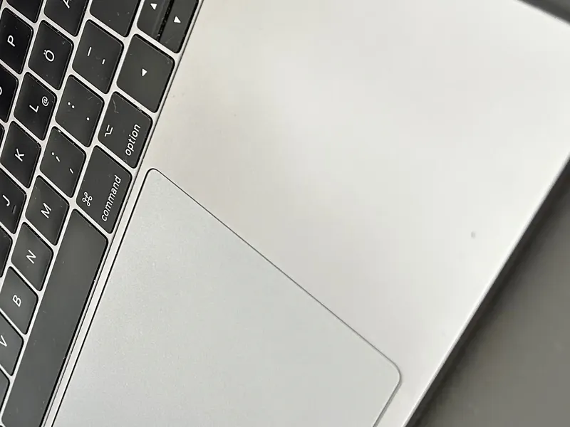 Apple MacBook Pro A1708 Laptop Silber 13 Zoll 3
