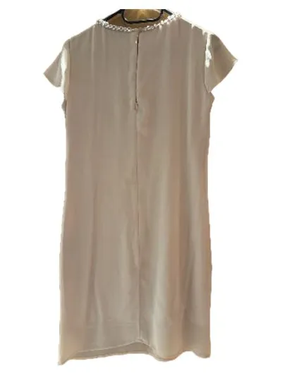 Comma Damen Businesskleid Gr. 32 Beige Kettendetail Elegant