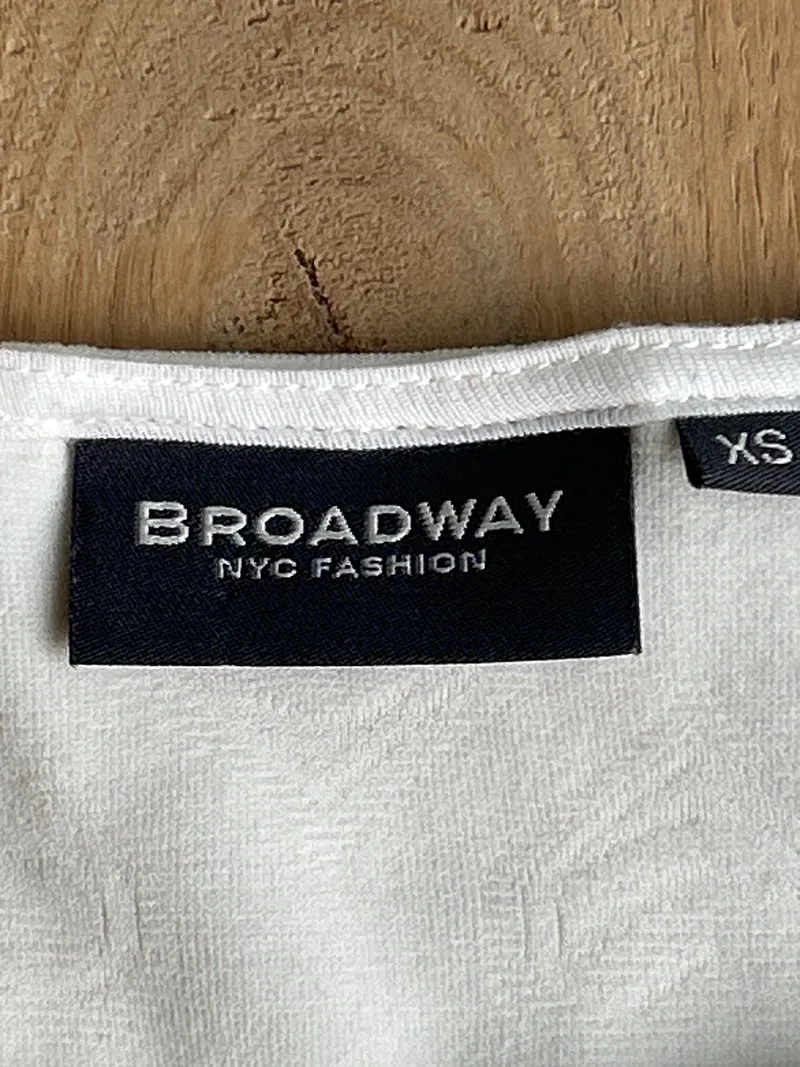 Broadway Damen T-Shirt Weiß Herzmuster Casual Gr. 34/XS 5