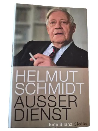 Helmut Schmidt - Außer Dienst: Eine Bilanz | Autobiografie | Siedler Verlag
