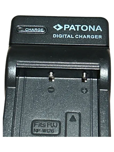 PATONA DC03-08400300-EU Digital Akku Ladegerät für FUJ NP-W126 Schwarz