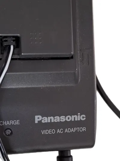 Panasonic Video AC Adapter Netzteil Schwarz Ladegerät für Videokamera