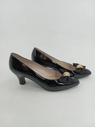 Bruno Magli Damen Pumps Schwarz Elegant Gr. 38.5 mit Schleife