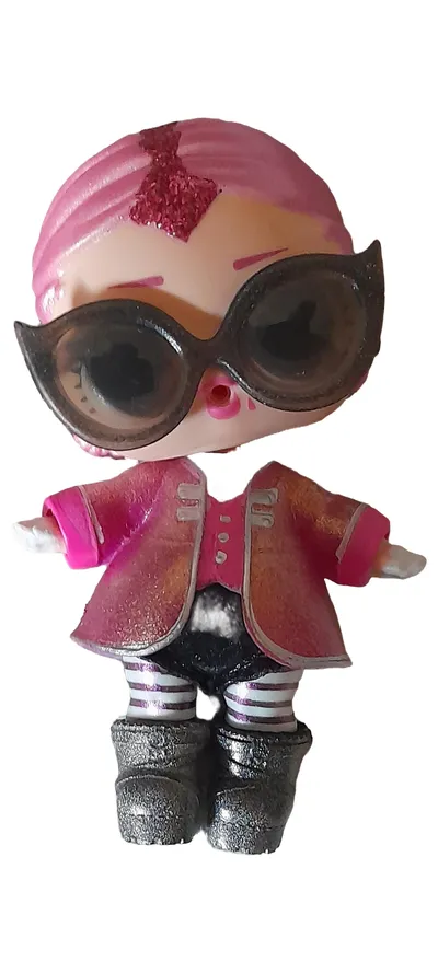 MGA LOL Surprise Puppe Spielfigur Mädchen Mehrfarbig mit Brille Glitzerjacke
