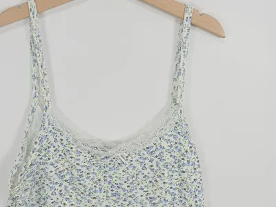 Brandy Melville Damen Top 36/S Blumenmuster Spitze Casual Mehrfarbig