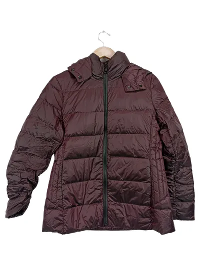 Vince Camuto Damen Steppjacke Daunenjacke Kapuze Gr. 40/L Rot Casual