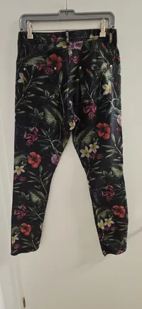 Dreamstar Damen Stoffhose Blumenmuster Mehrfarbig Gr. 40 Casual 2
