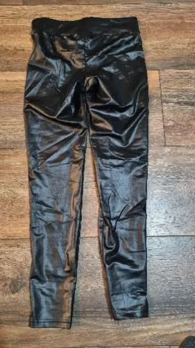Urban Classics Damen Kunstleder Leggings Schwarz Gr. S High Waist