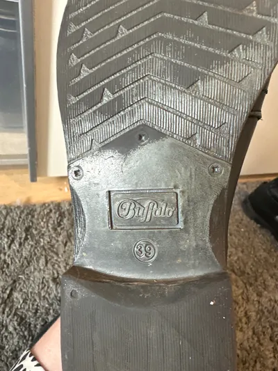 Buffalo Damen Stiefelette Schwarz Gr. 39 Casual Biker Boots