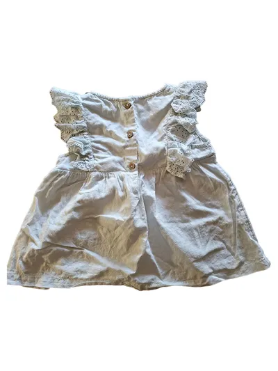Newbie Mädchen Sommerkleid Lochmuster Rüschen Grün Gr. 98