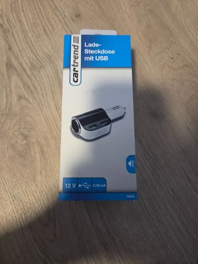 Cartrend 10419 Steckdosenladegerät USB 12V 3100mA KFZ Auto Schwarz