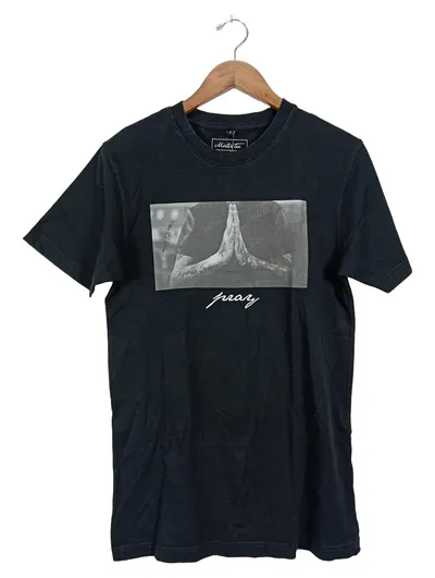 MISTER TEE Herren T-Shirt Schwarz Gr. 38 Streetwear mit Pray Print