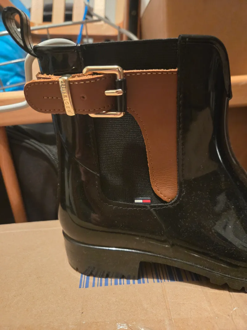 Tommy Hilfiger Damen Gummistiefel Chelsea Boot Gr. 38 Schwarz Regenstiefel 2